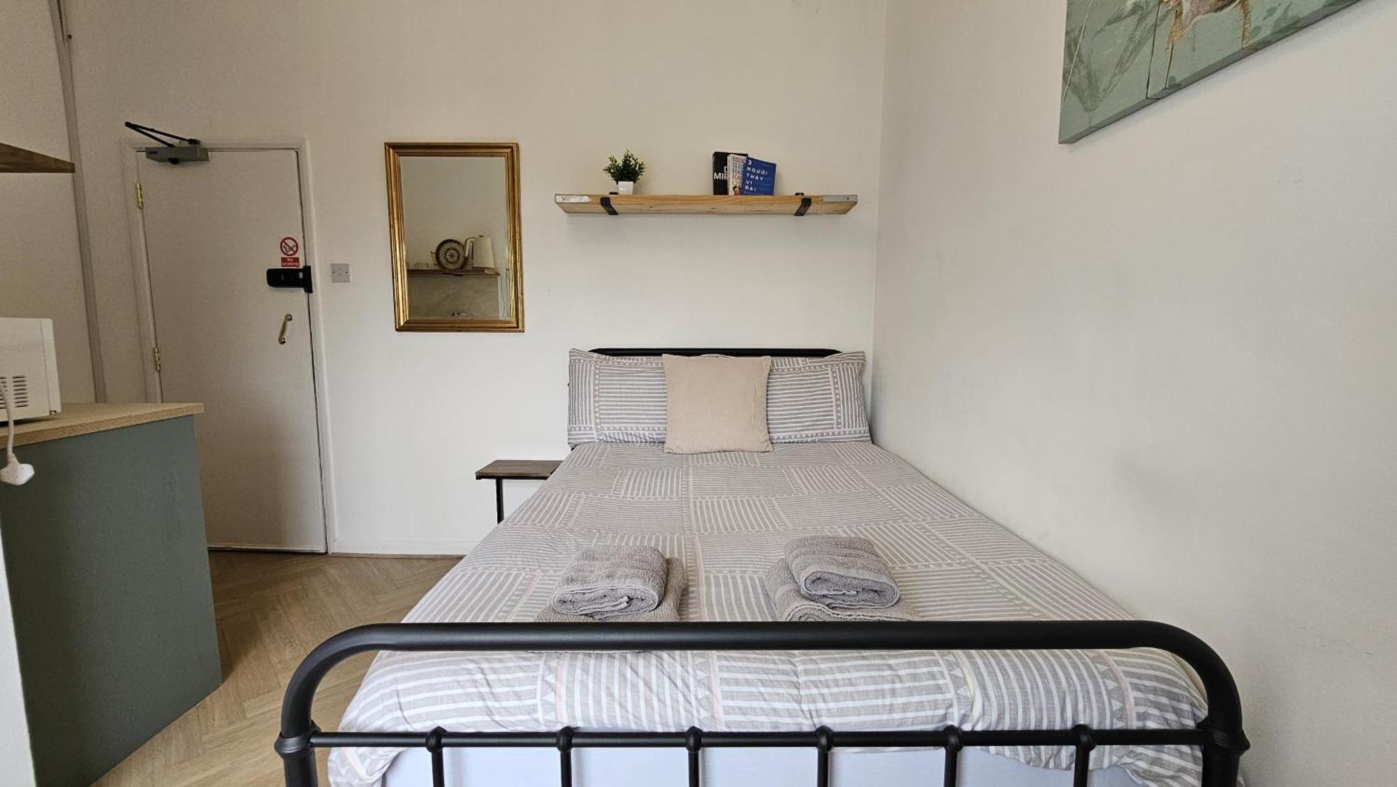 לונדון Newly Renovated Studios & Ensuite Rooms! - Camberwell מראה חיצוני תמונה