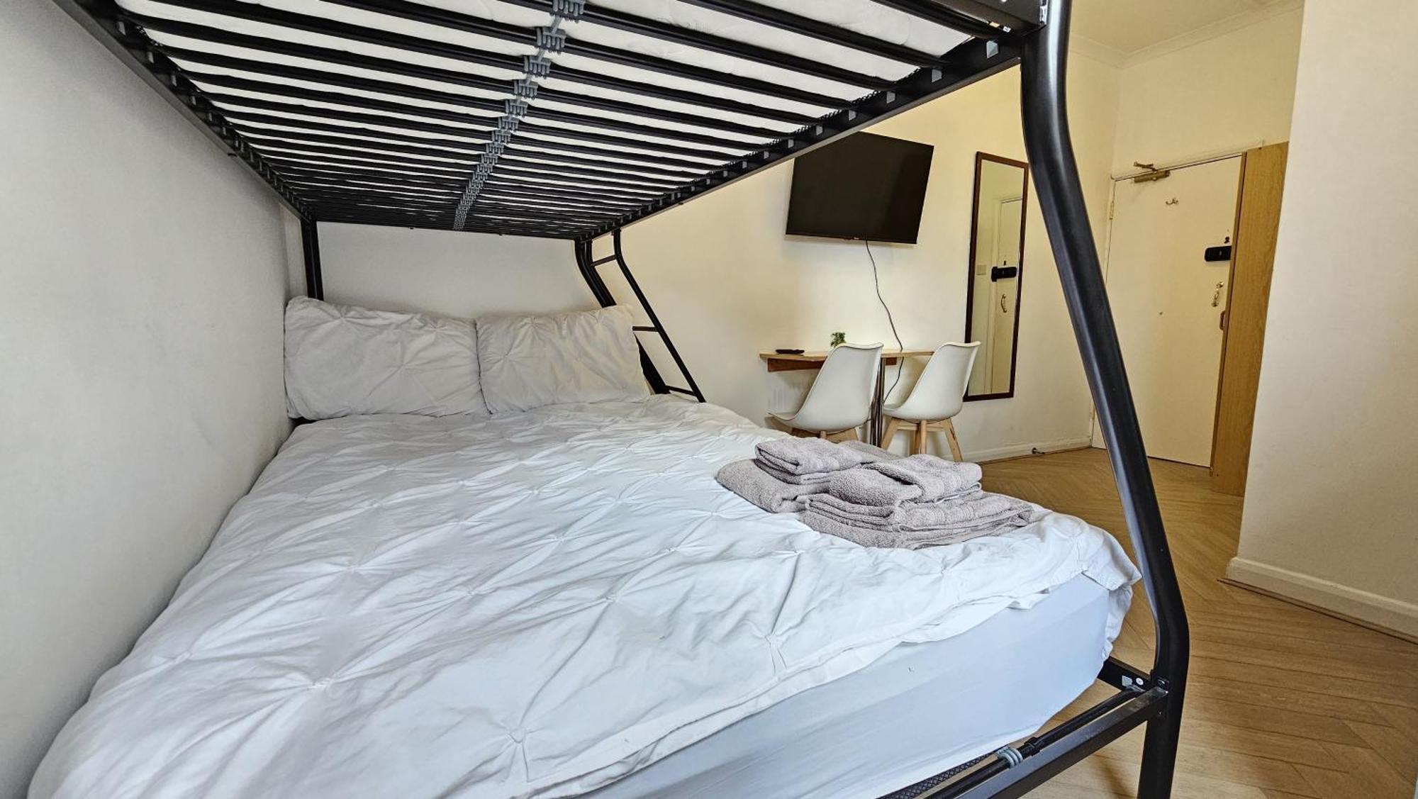 לונדון Newly Renovated Studios & Ensuite Rooms! - Camberwell מראה חיצוני תמונה