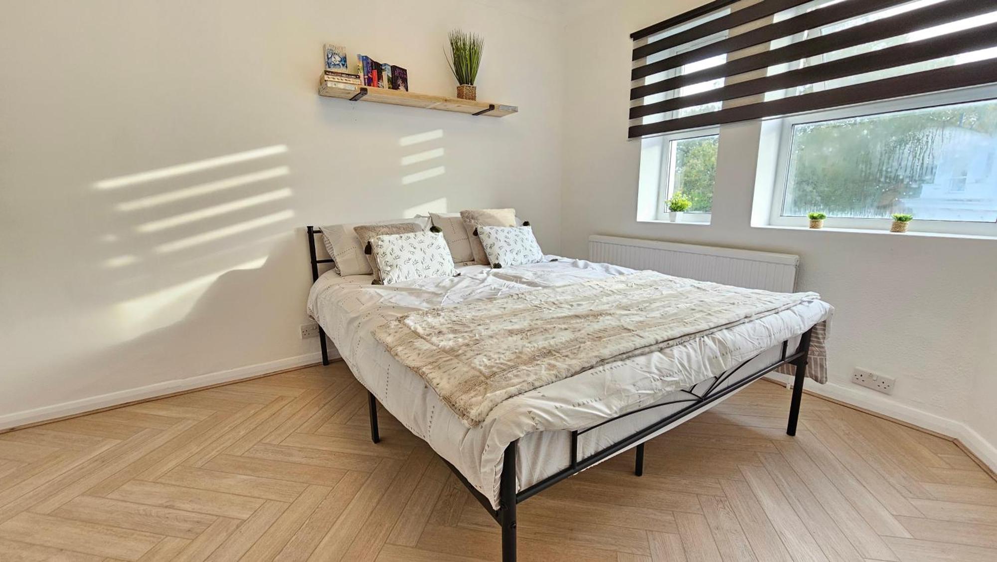 לונדון Newly Renovated Studios & Ensuite Rooms! - Camberwell מראה חיצוני תמונה