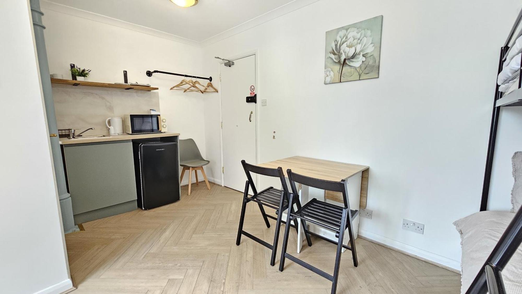 לונדון Newly Renovated Studios & Ensuite Rooms! - Camberwell מראה חיצוני תמונה