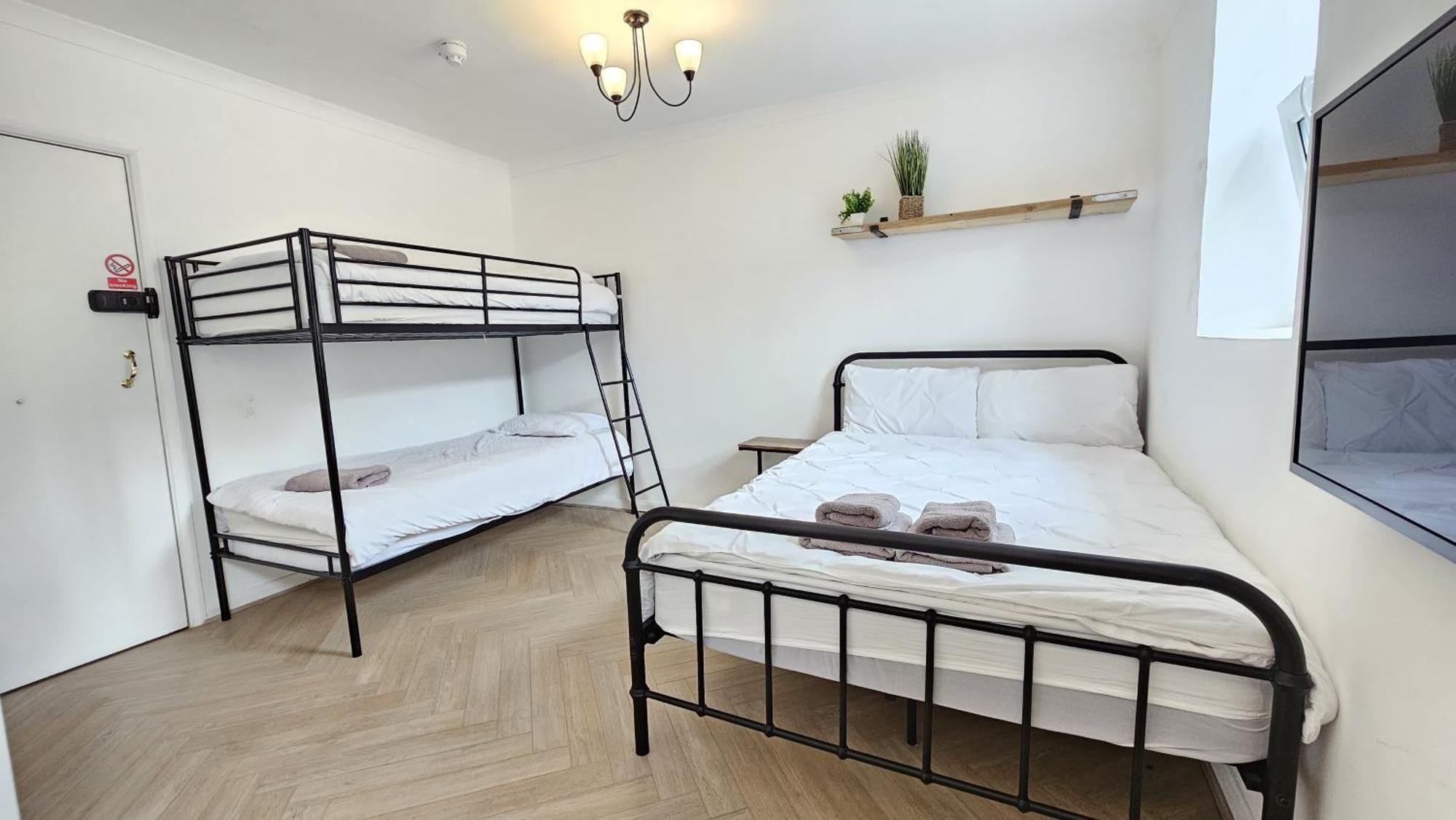 לונדון Newly Renovated Studios & Ensuite Rooms! - Camberwell מראה חיצוני תמונה