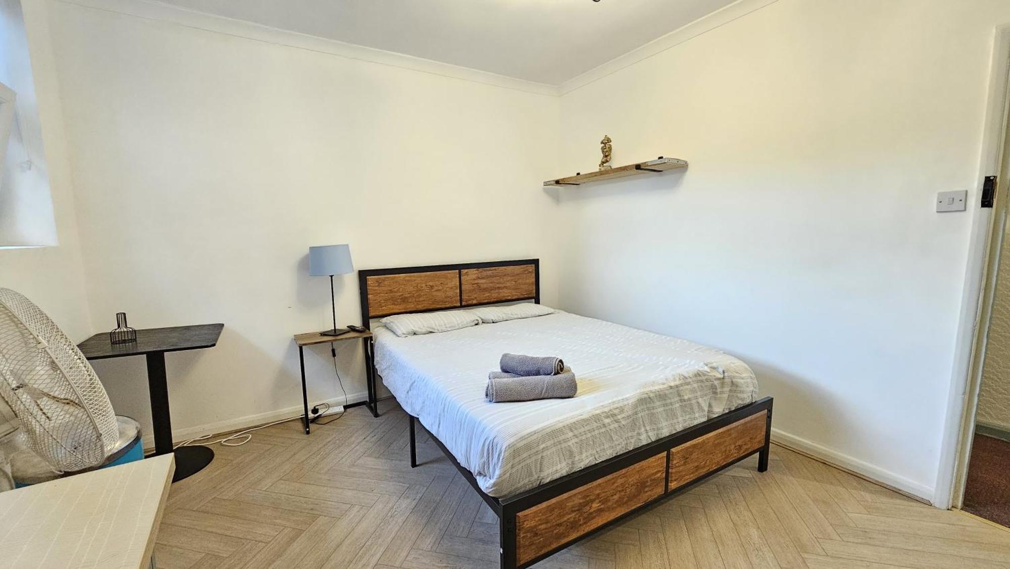 לונדון Newly Renovated Studios & Ensuite Rooms! - Camberwell מראה חיצוני תמונה