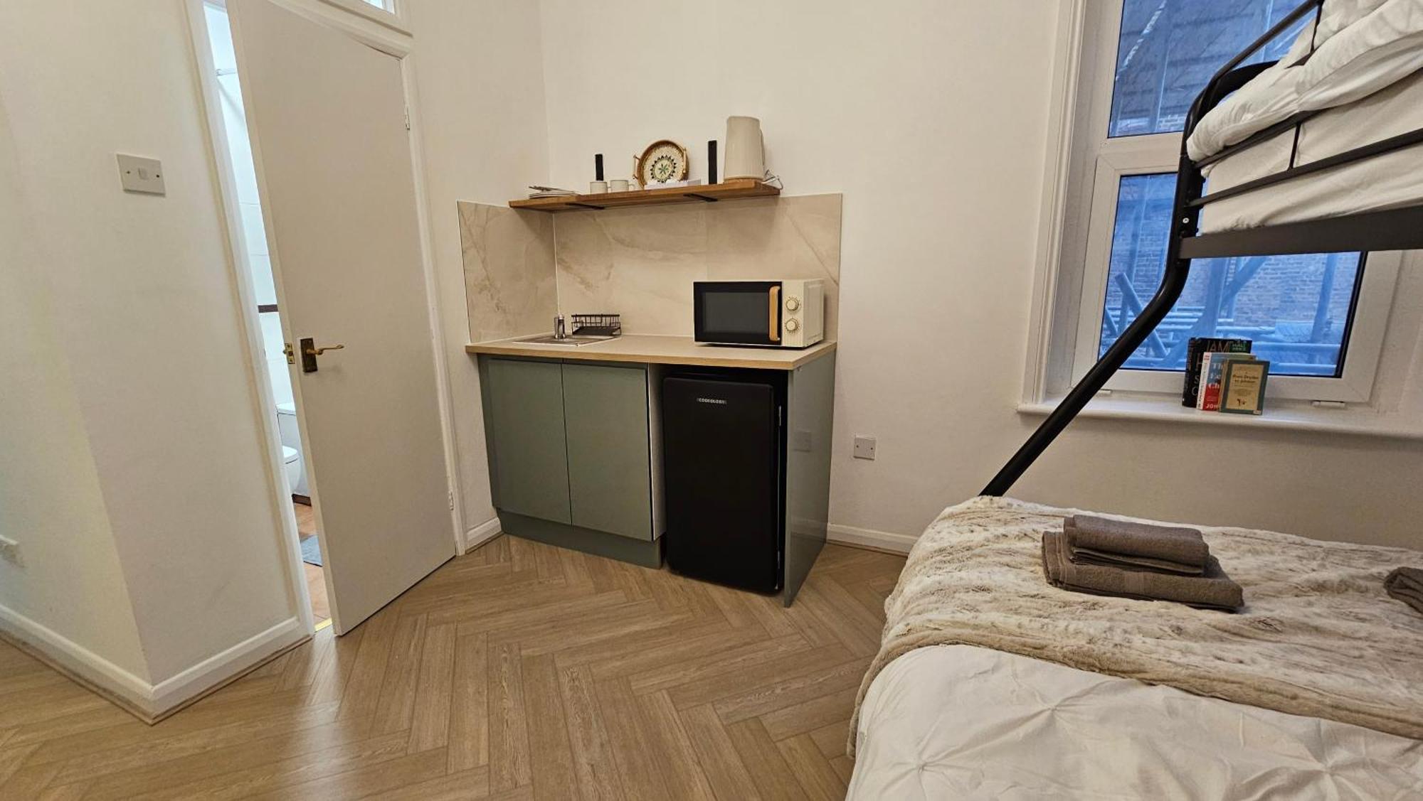לונדון Newly Renovated Studios & Ensuite Rooms! - Camberwell מראה חיצוני תמונה