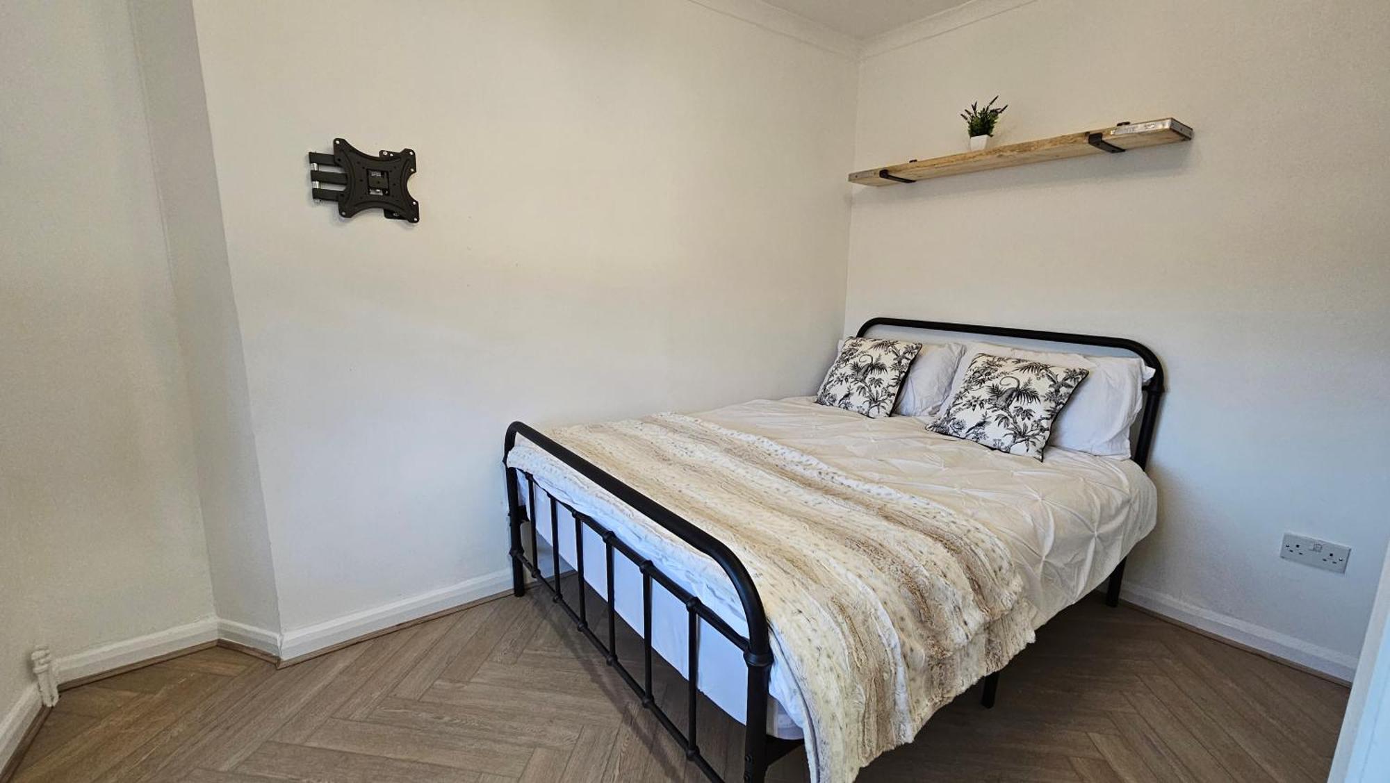 לונדון Newly Renovated Studios & Ensuite Rooms! - Camberwell מראה חיצוני תמונה