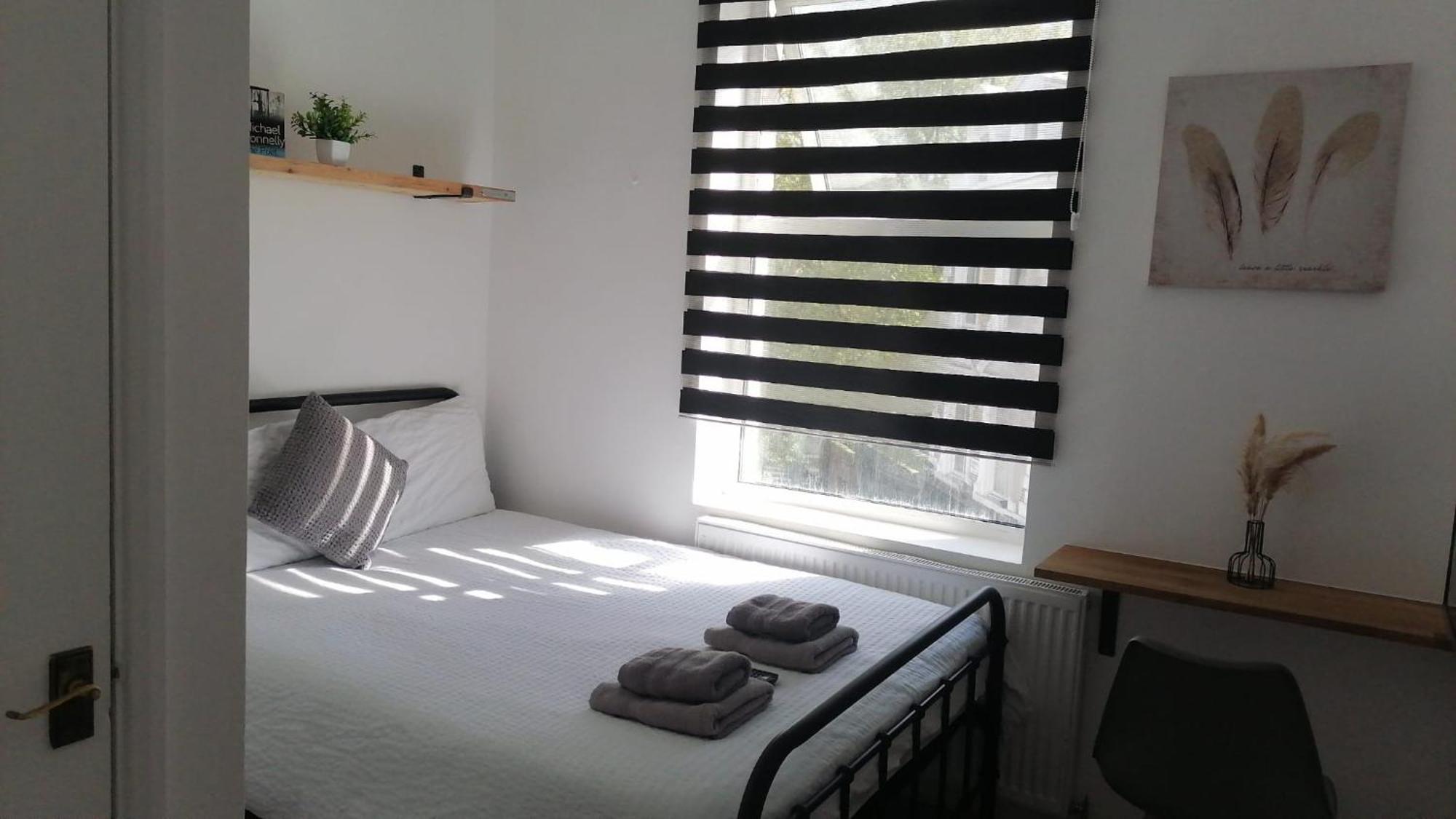 לונדון Newly Renovated Studios & Ensuite Rooms! - Camberwell מראה חיצוני תמונה