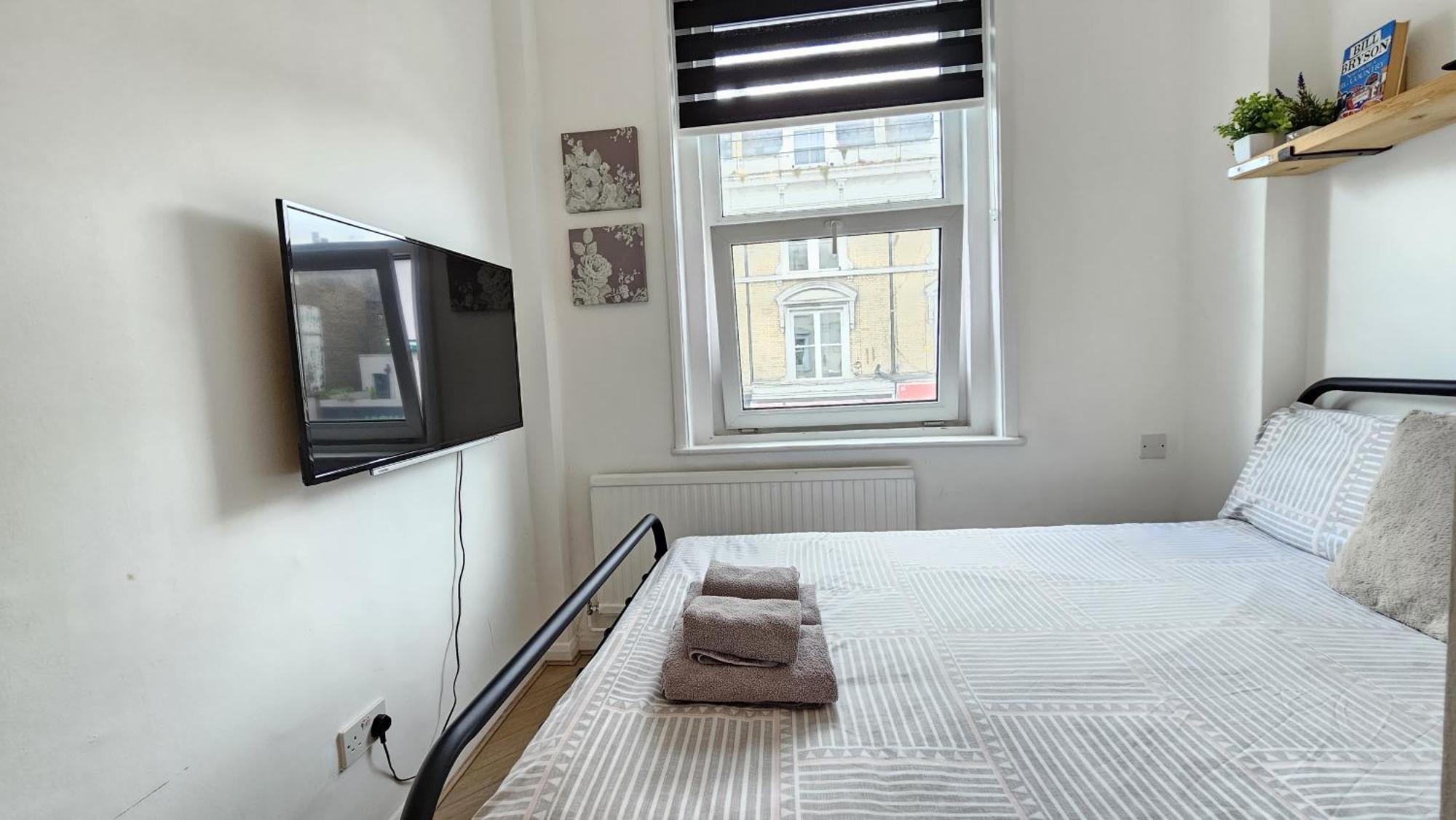 לונדון Newly Renovated Studios & Ensuite Rooms! - Camberwell מראה חיצוני תמונה